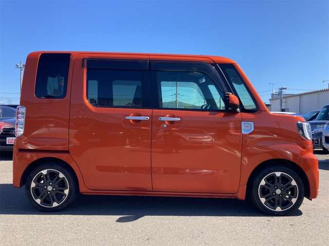 DAIHATSU WAKE 4WD 2016