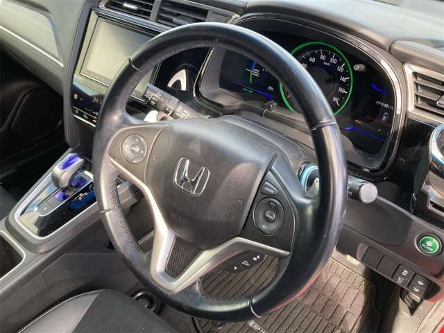 HONDA SHUTTLE HYBRID 4WD 2016