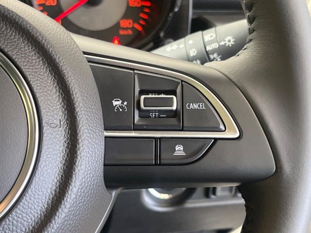 SUZUKI JIMNY NOMADE 2025