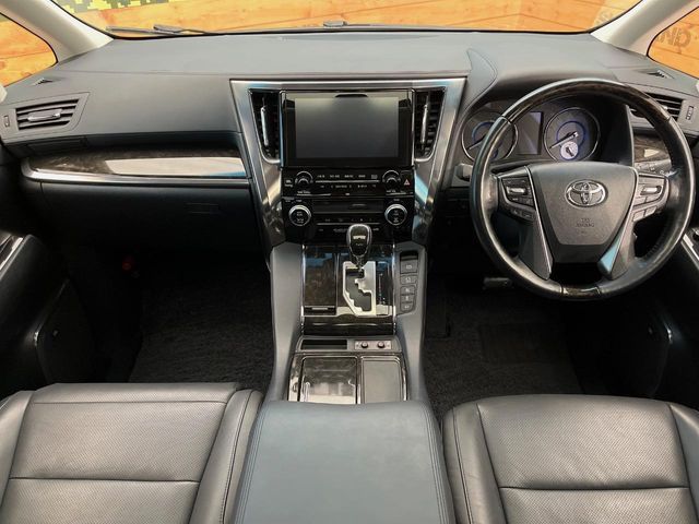 TOYOTA ALPHARD hybrid 4WD 2016