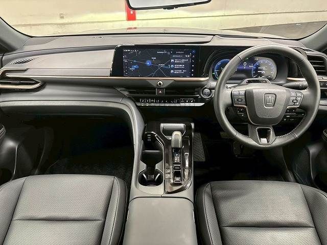 TOYOTA CROWN SPORT 2024