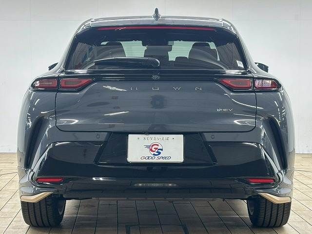 TOYOTA CROWN SPORT 2024