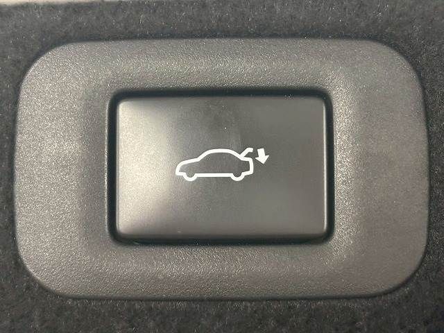 TOYOTA LEXUS LS500h 2017