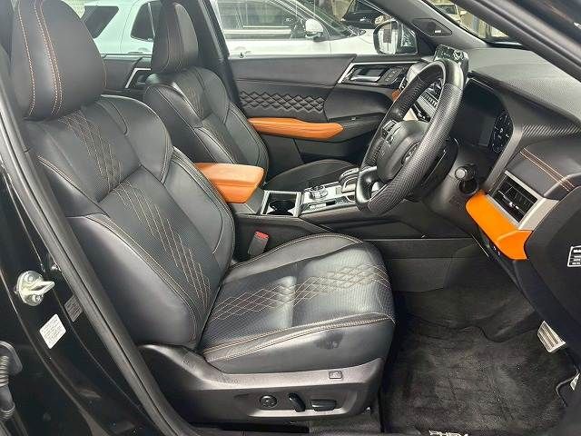 MITSUBISHI OUTLANDER PHEV 2023