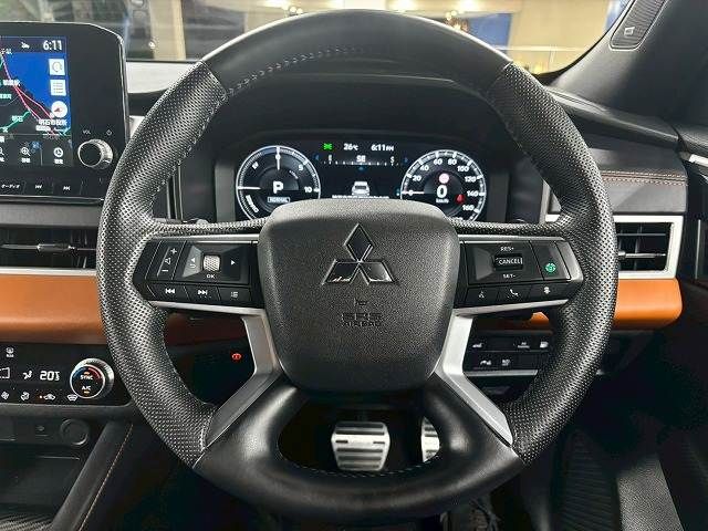 MITSUBISHI OUTLANDER PHEV 2023