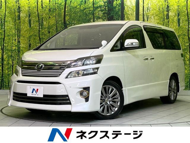 TOYOTA VELLFIRE 2013