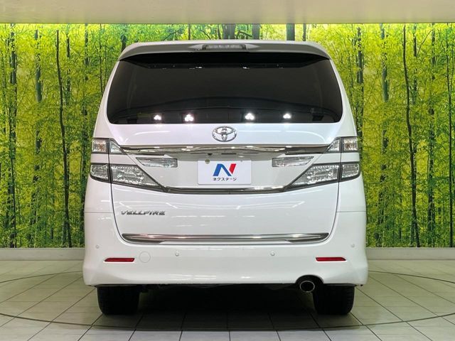 TOYOTA VELLFIRE 2013