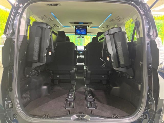 TOYOTA VELLFIRE 2017