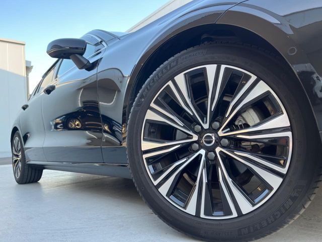 VOLVO VOLVO V60 2022