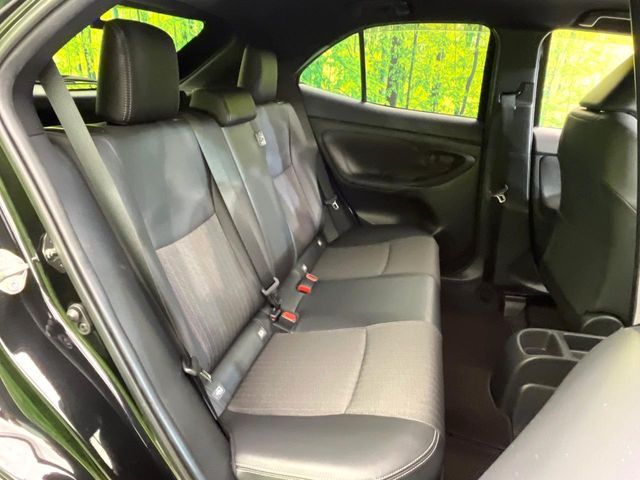 TOYOTA YARIS CROSS HYBRID 2023