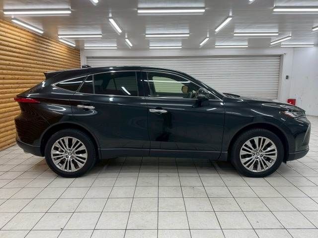 TOYOTA HARRIER 2WD 2021