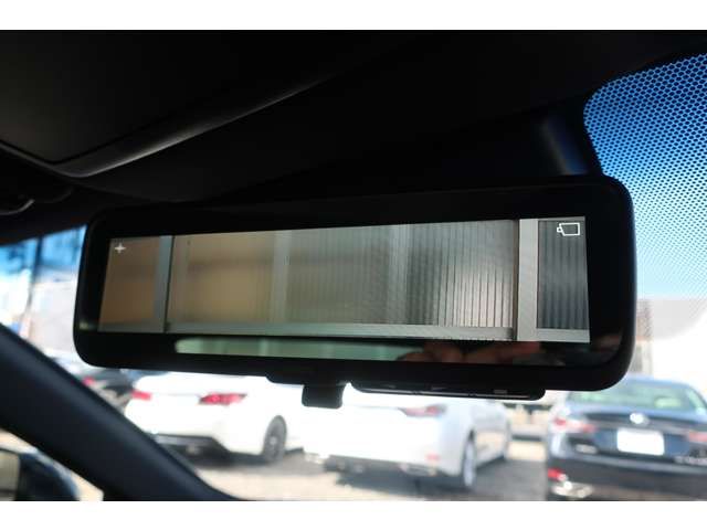 TOYOTA CROWN sedan hybrid 4WD 2018