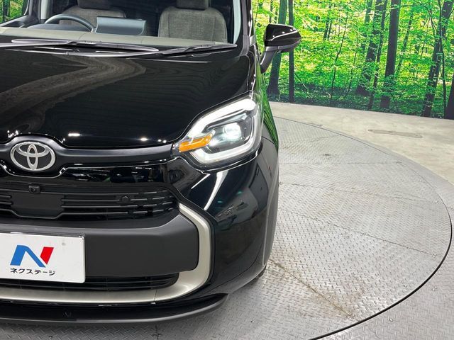 TOYOTA SIENTA HYBRID 2025