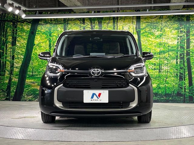 TOYOTA SIENTA HYBRID 2025