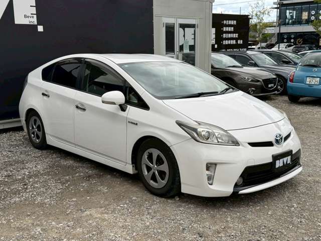 TOYOTA PRIUS 2012