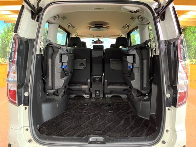 NISSAN SERENA  S-HYBRID 2022