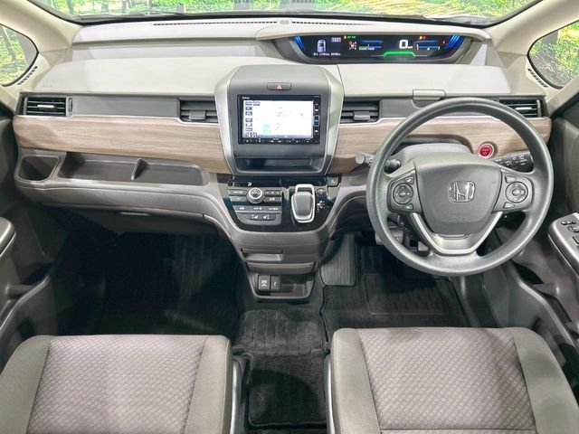 HONDA FREED HYBRID 2019