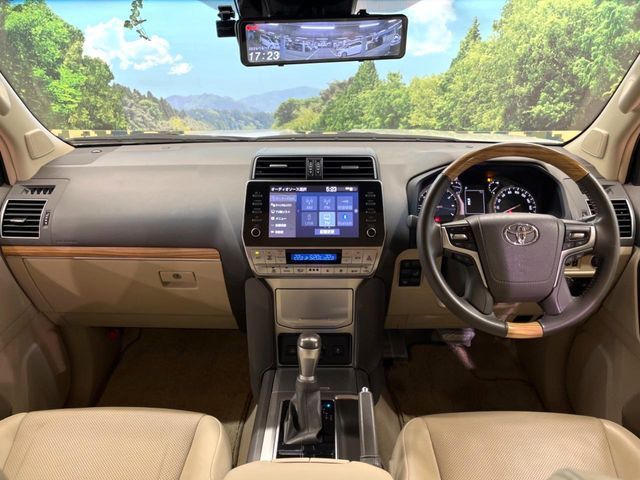 TOYOTA LANDCRUISER PRADO 2022