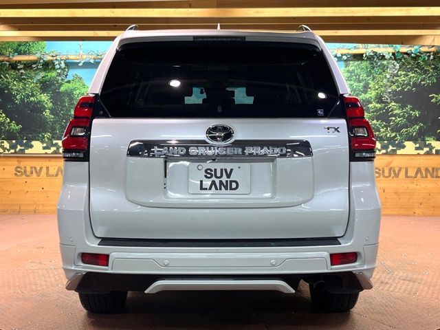 TOYOTA LANDCRUISER PRADO 2022