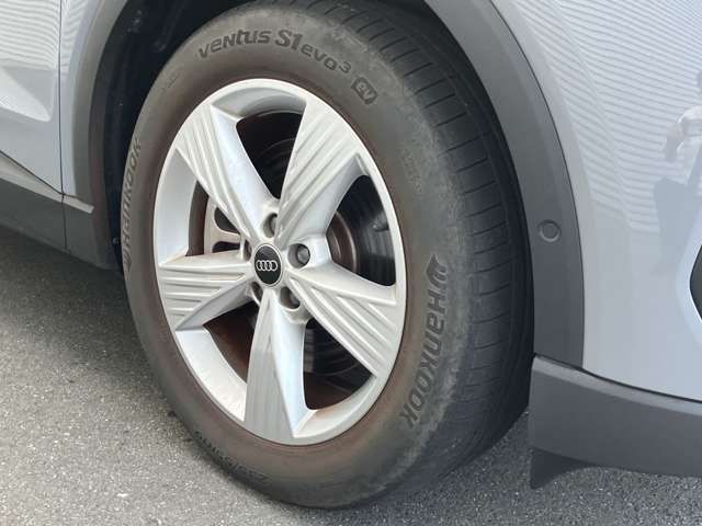 AUDI AUDI Q4 e-tron 2023