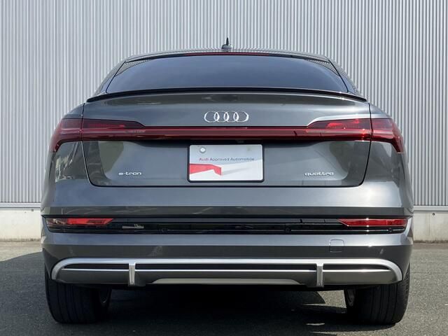 AUDI AUDI e-tron SPORTBACK 2021