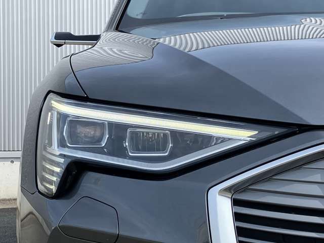 AUDI AUDI e-tron SPORTBACK 2021