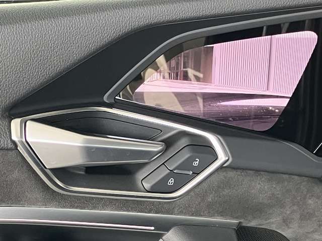 AUDI AUDI e-tron SPORTBACK 2021