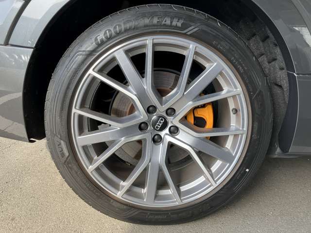 AUDI AUDI e-tron SPORTBACK 2021