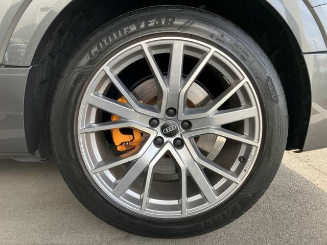 AUDI AUDI e-tron SPORTBACK 2021