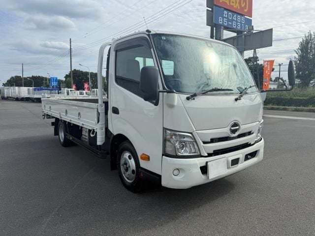 HINO DUTRO 2022