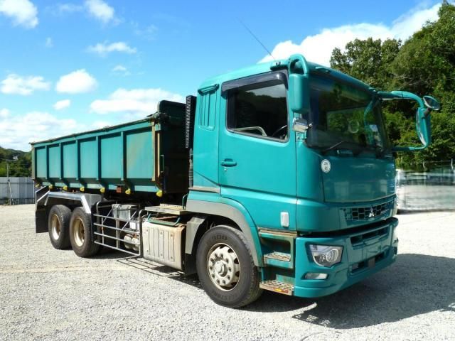 MITSUBISHI FUSOU SUPER GREAT 2019