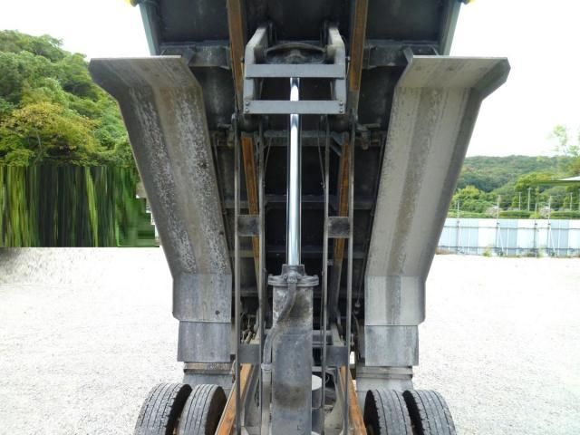 MITSUBISHI FUSOU SUPER GREAT 2019