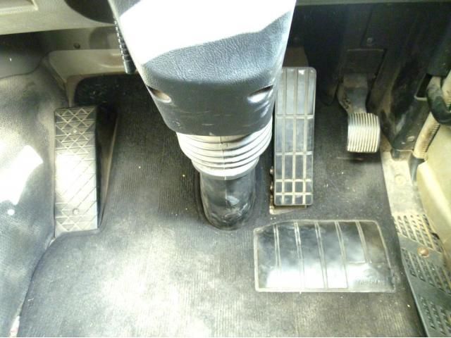 MITSUBISHI FUSOU SUPER GREAT 2019