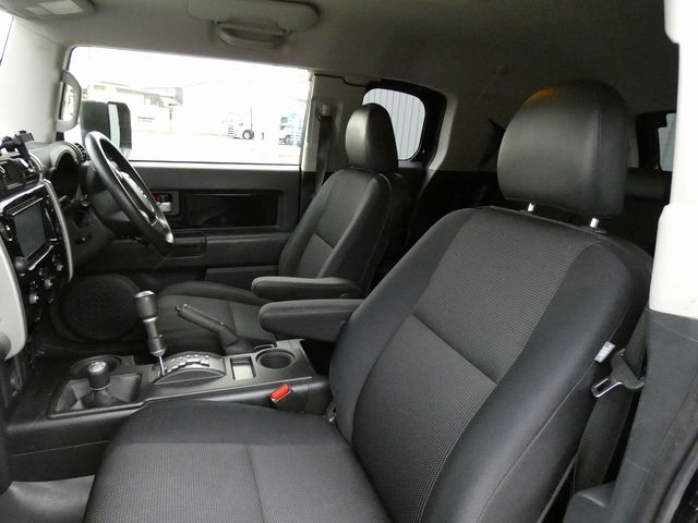 TOYOTA FJ CRUISER 4WD 2015