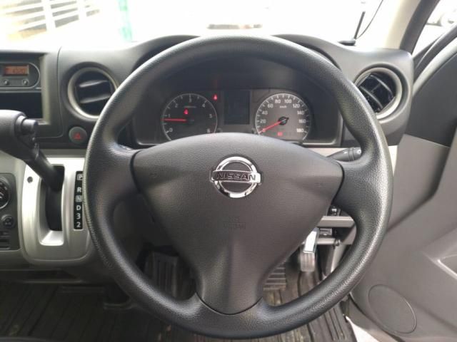 NISSAN NV350 CARAVAN 4WD 2019