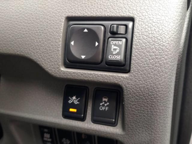 NISSAN NV350 CARAVAN 4WD 2019