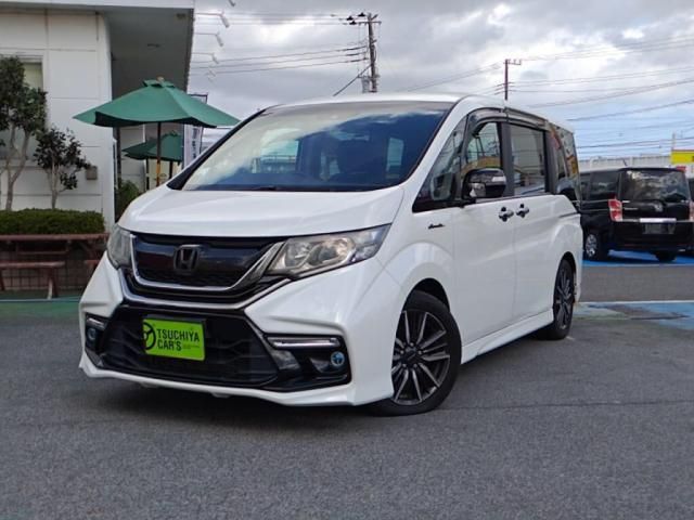 HONDA STEPWAGON 2016