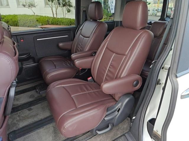 HONDA STEPWAGON 2016