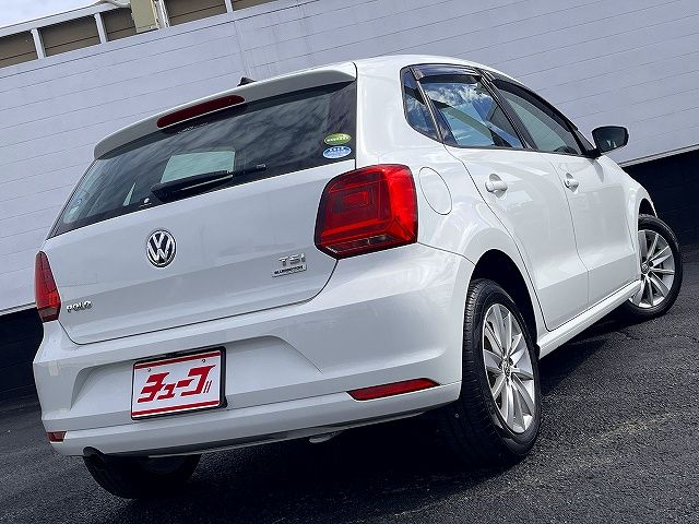 VOLKSWAGEN VOLKSWAGEN POLO 2016