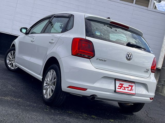 VOLKSWAGEN VOLKSWAGEN POLO 2016