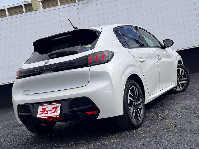 PEUGEOT PEUGEOT 208 2021