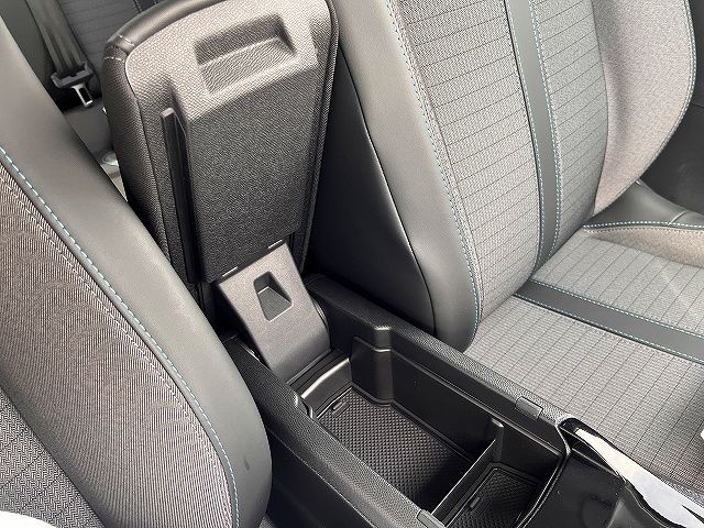 PEUGEOT PEUGEOT 208 2021