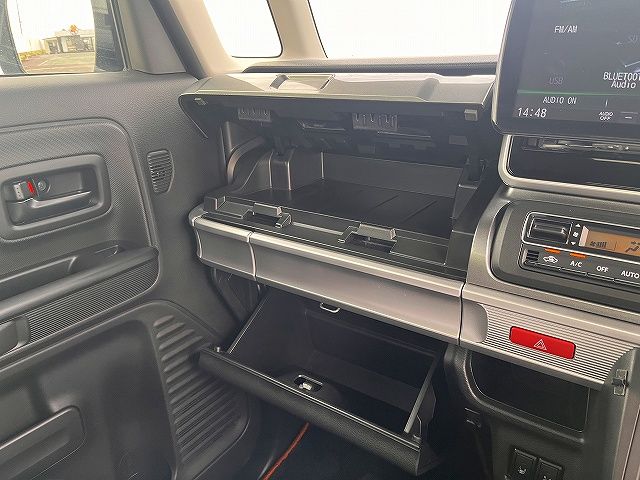 SUZUKI Spacia GEAR 2019