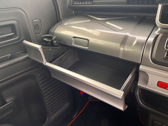 SUZUKI Spacia GEAR 2019