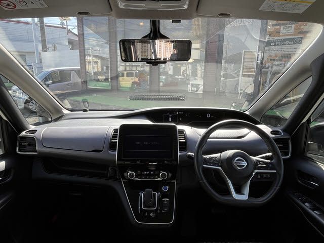 NISSAN SERENA  WG 2022