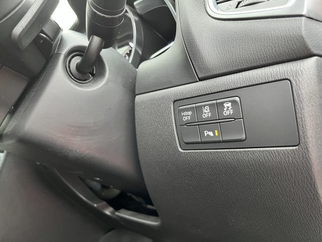 MAZDA AXELA SPORTS 2016