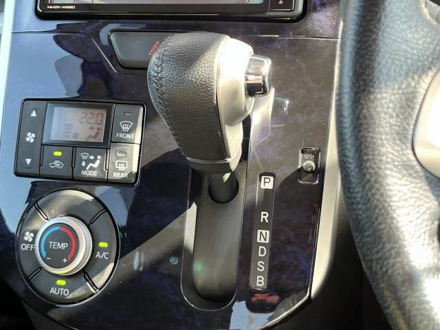 DAIHATSU TANTO CUSTOM 2018