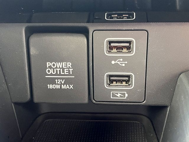 HONDA INSIGHT sedan 2022