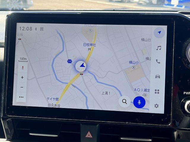 TOYOTA VOXY HYBRID 2022