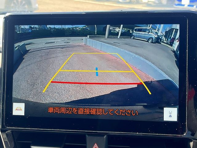 TOYOTA VOXY HYBRID 2022